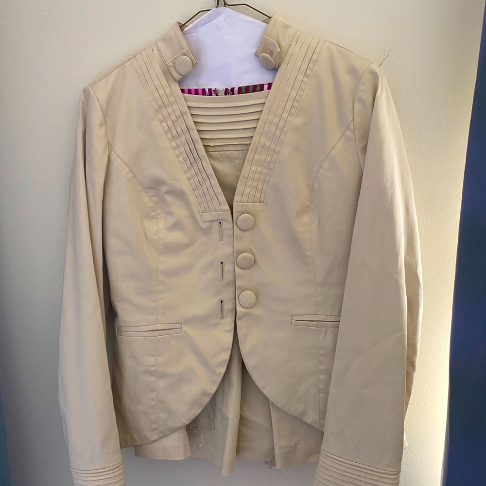 St-Martins Scandinavian Design cream jacket skirt combination